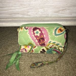 VERA BRADLEY wristlet!!!